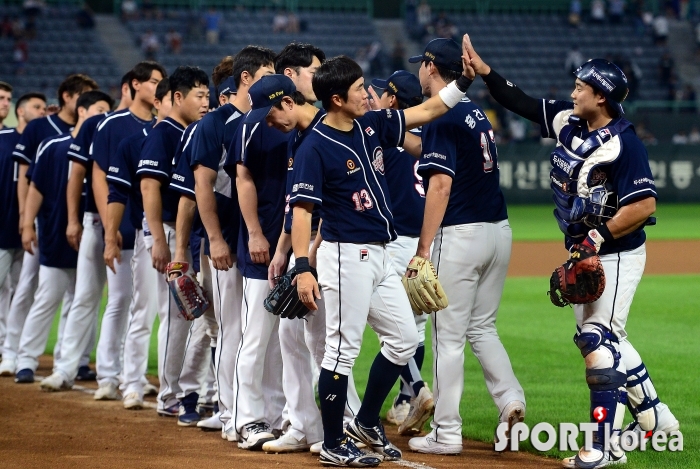 두산, SSG 꺾고 9연승 질주!