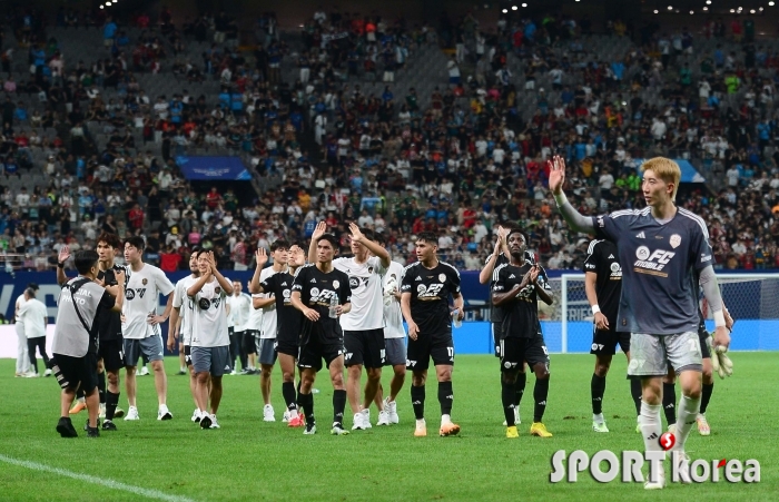 아틀레티코 마드리드에 3-2 승리한 팀 K리그