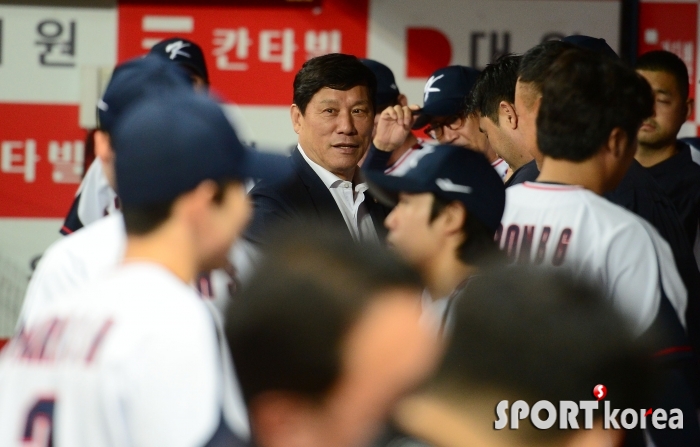 허구연 총재 `멋진 경기 부탁해요`