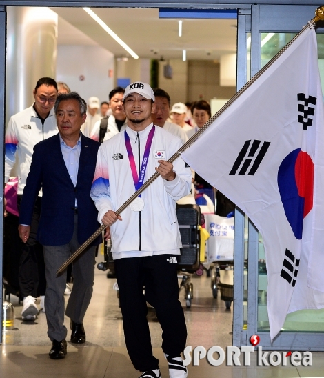 항저우 아시안게임 선수단 귀국!