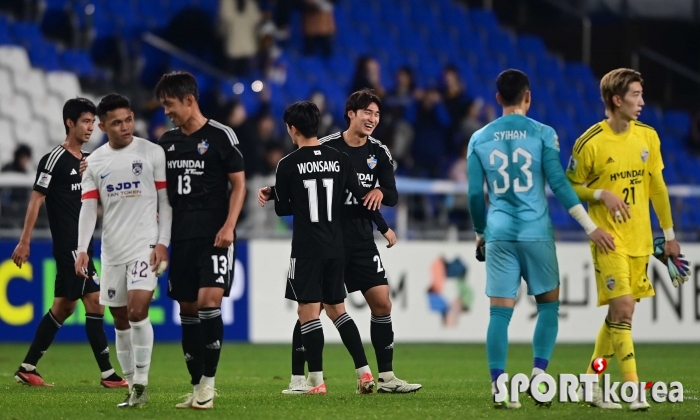 시즌 시즌 패배 설욕한 울산, 조호르FC에 3-1 승리