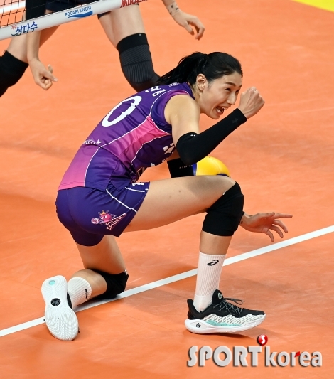 김연경 `네트 넘어갔다`