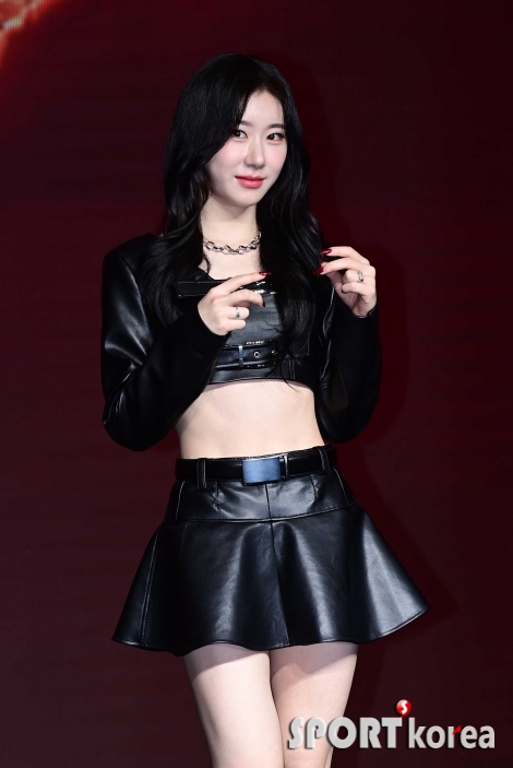 ITZY 채령, 수줍은 포토타임