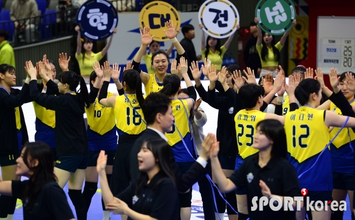 현대건설, 페퍼저축은행 꺾고 시즌 20승 선착!