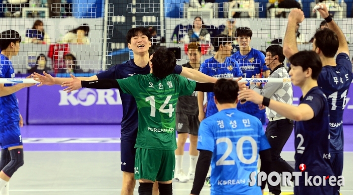 대한항공, 한국전력을 상대로 세트스코어 3-0 완승!