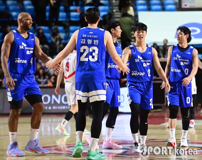 SK, 105-76으로 현대모비스에 대승