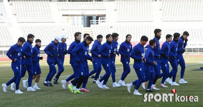 한국축구대표팀 논란 딛고 소집 훈련 시작