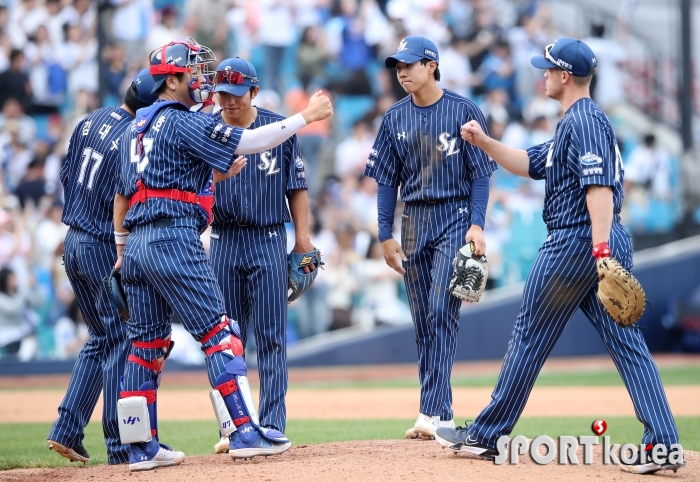 삼성, NC에 12대 5 시즌 홈 첫 승리!