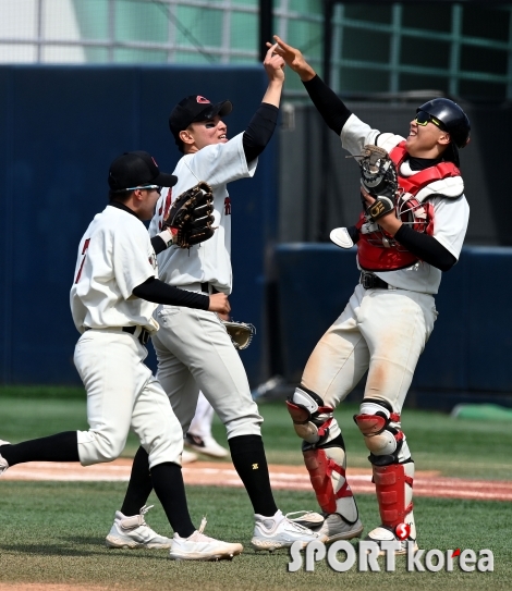 중앙고, 유신고를 상대로 5-4 승리!