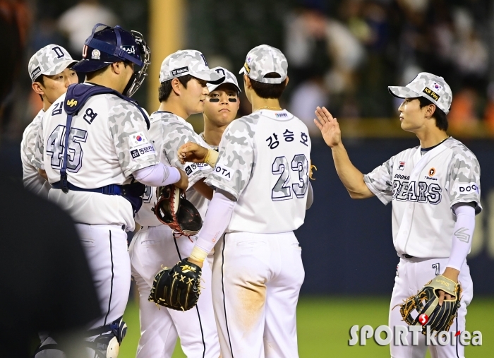 두산, 9-6으로 승리하며 스윕패는 모면