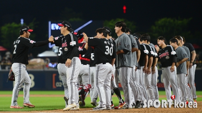 LG, 1위 KIA에게 거둔 짜릿한 역전승