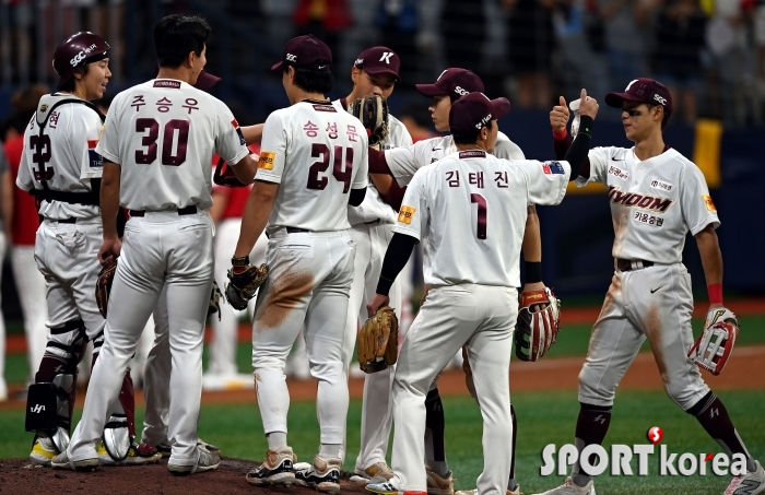 키움, SSG를 상대로 3-0 짜릿한 승리!