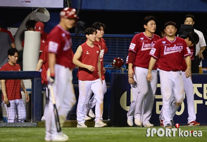 SSG, 3-13으로 대패하며 루징시리즈