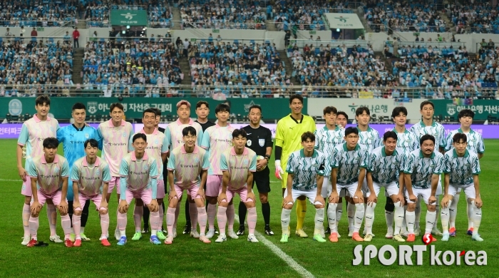 하나은행 자선축구대회 팀 히어로-팀 기성용