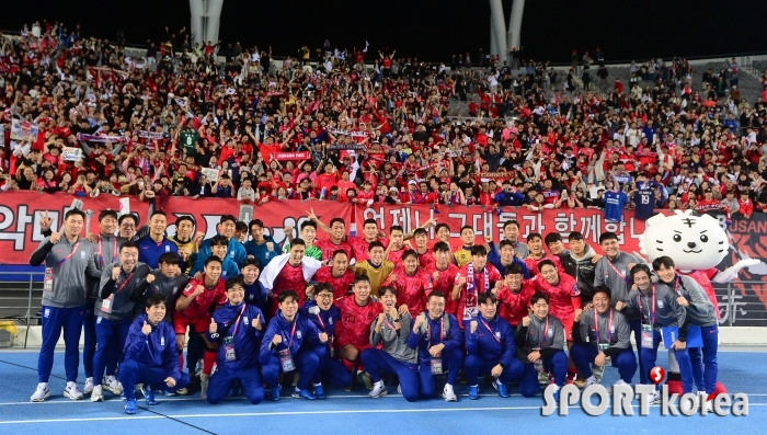 3-2 승리 거둔 한국 축구대표팀