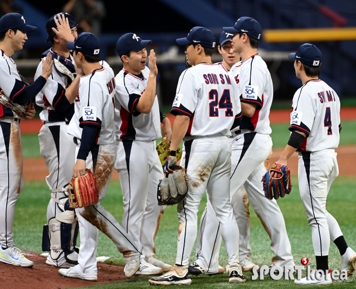 한국 야구대표팀, 쿠바와 평가전에서 2-0 승리!