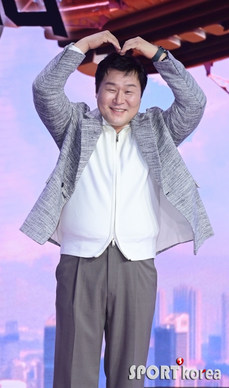 윤경호, 곰돌이 같은 하트