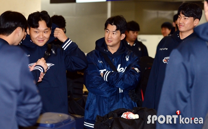 최재훈, 여유있는 전지훈련 출국!