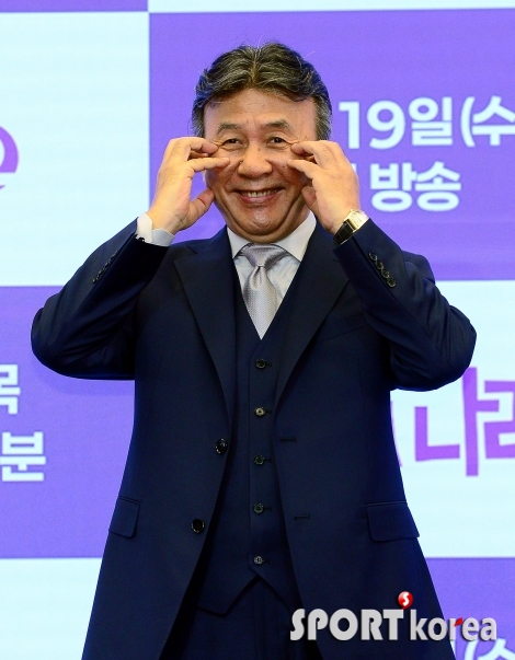 박영규, 특유의 볼하트~